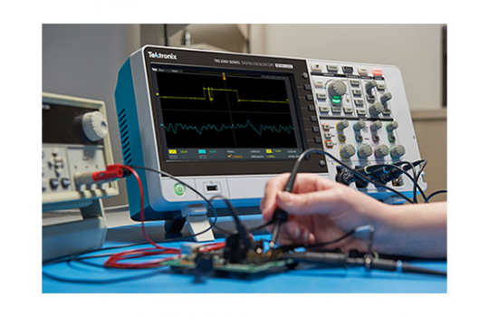 RSA306 Real Time Spectrum Analyzer - Products4Engineers